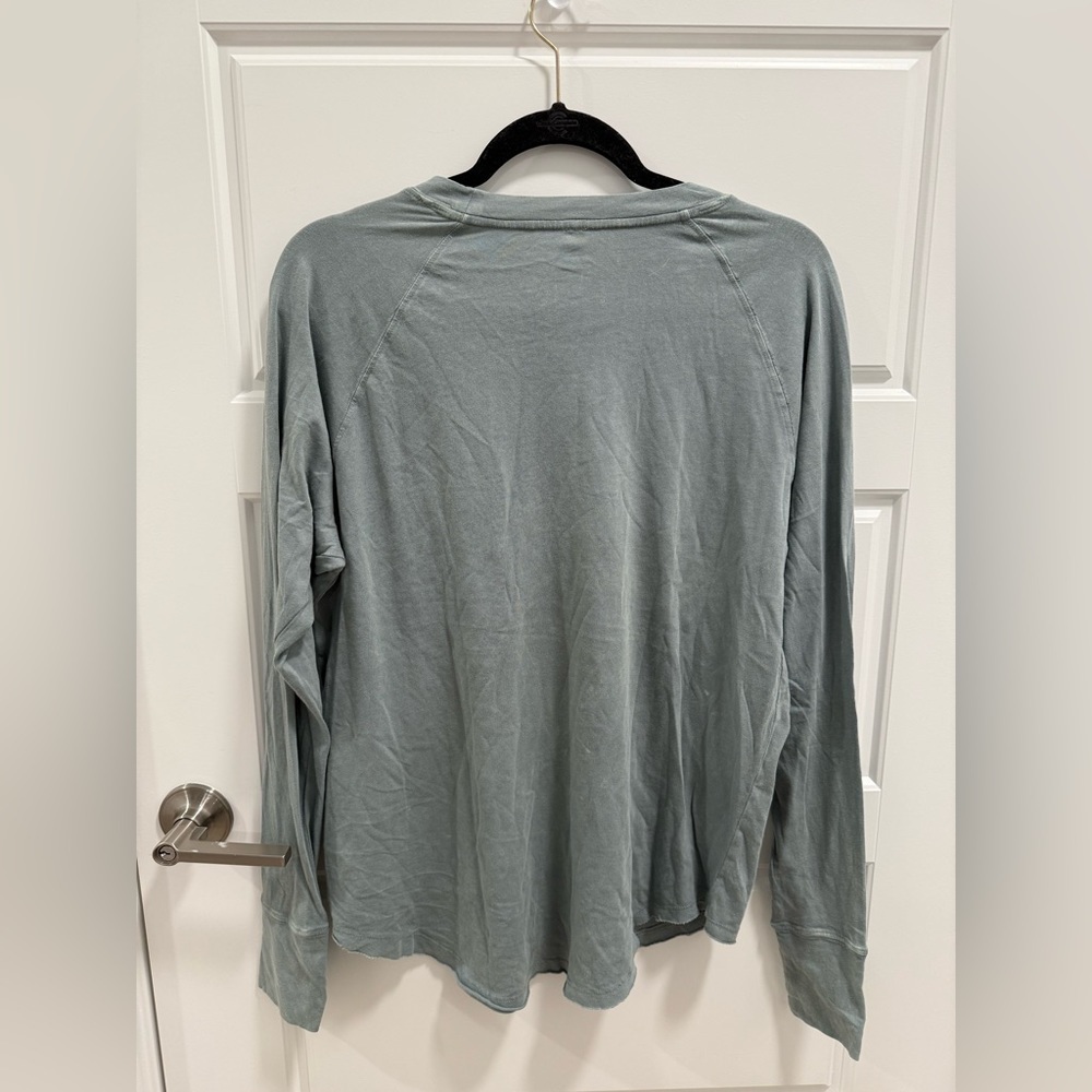 NWOT Zella Vintage Wash Relaxed Long Sleeve Tee - Picture 4 of 4